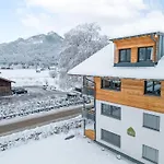 Dorf Suites